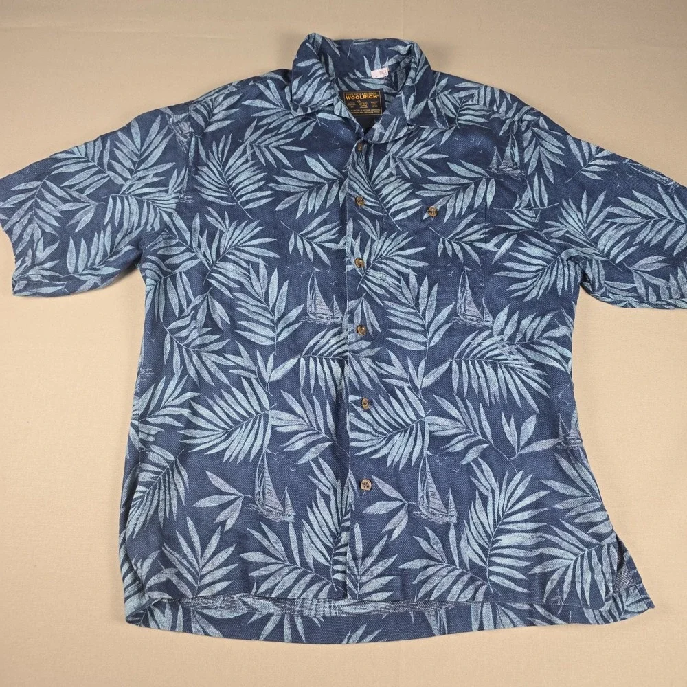 VTG Woolrich Men's M Shirt John Rich and Bros Camp Hawaiian Beach Vacation Blue